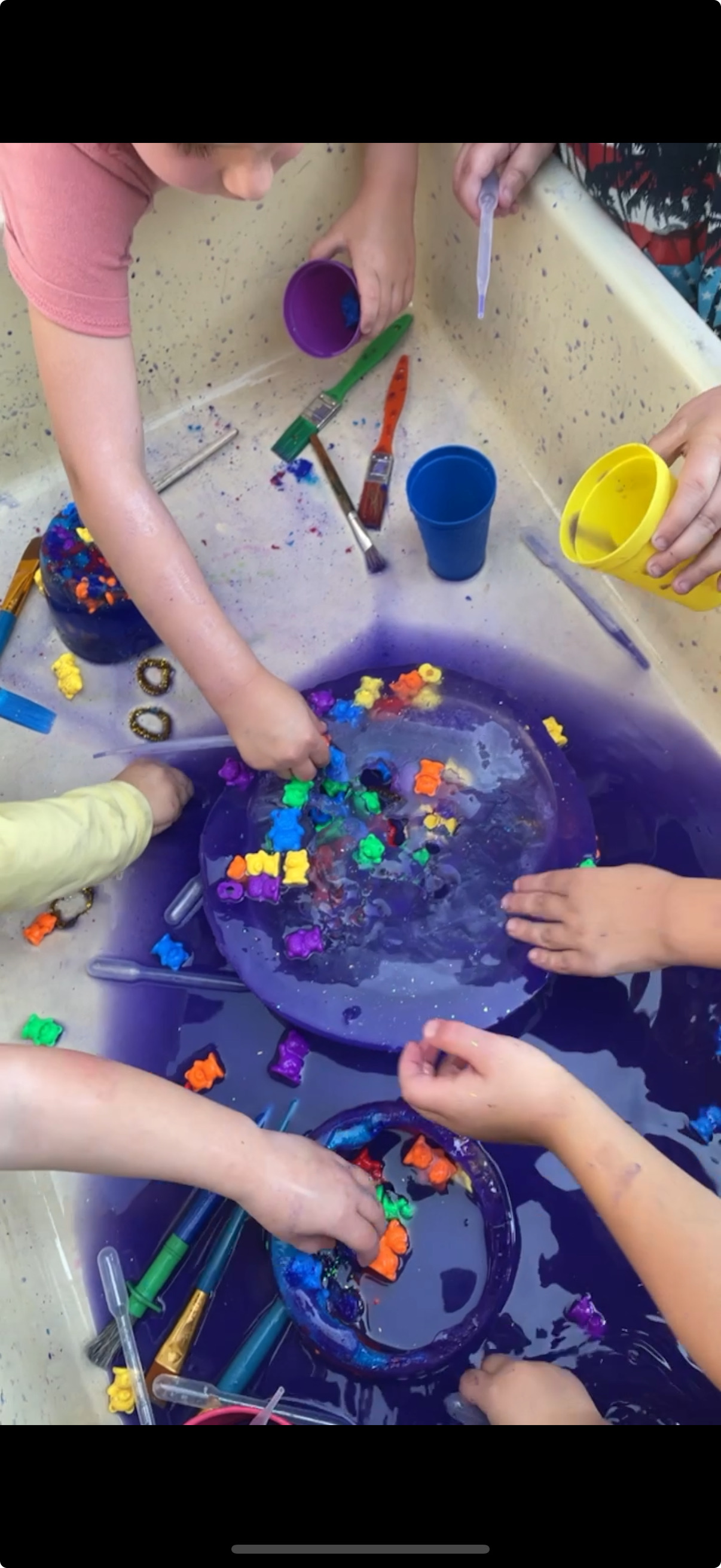 Colorful Bears Water Play