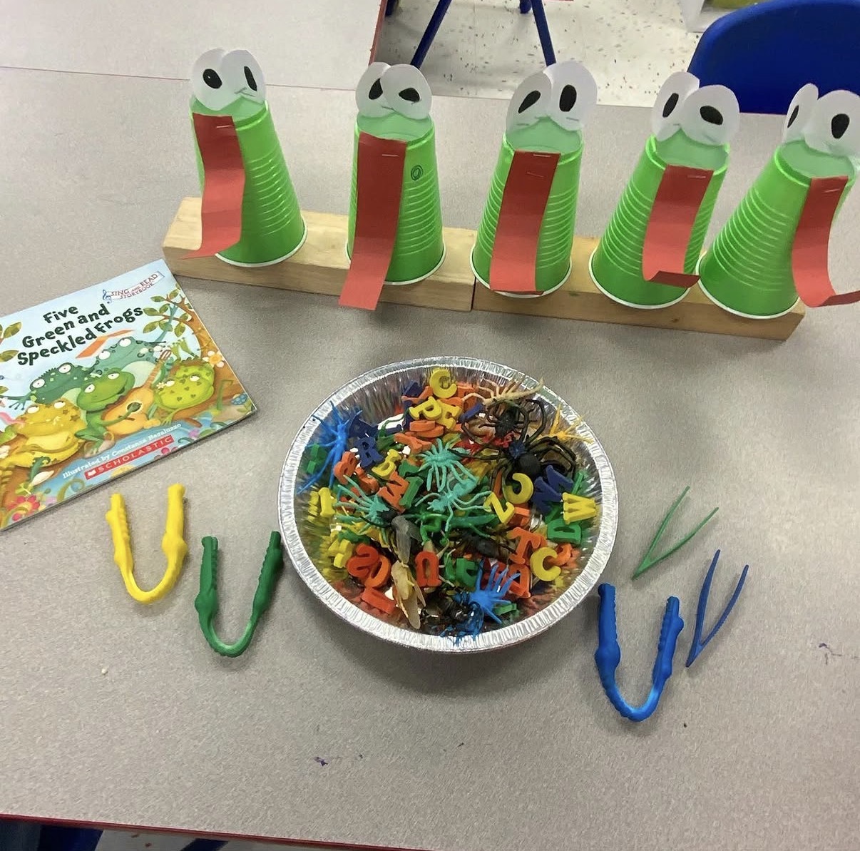 Five Green & Speckled Frogs Fine Motor Fun 🐸🔤