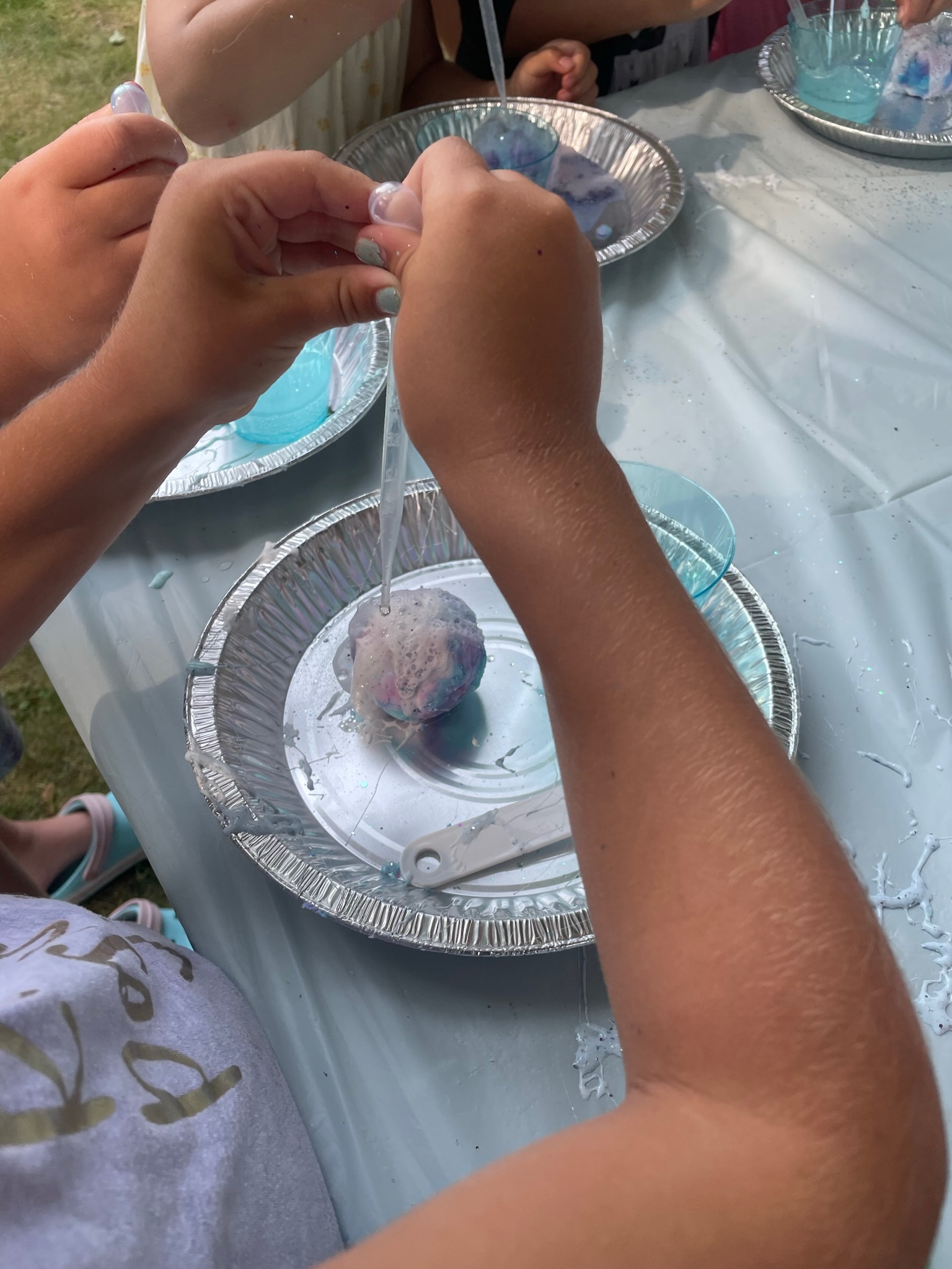 Bath Bomb Fizzy STEM Activity at a Birthday Event 🫧🎉